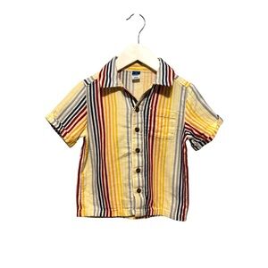 ⭐️ 5/$30 Old Navy Kids SS Button Shirt size 3T